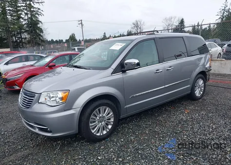 2013 Chrysler Town & Country Limited z USA, uszkodzony, nr VIN 2C4RC1GG5DR615002